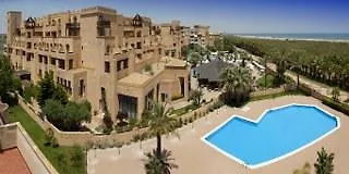 Leo Apartment