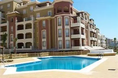 Leo Apartment *
