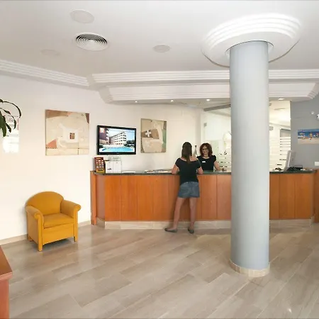 Leo Apartment Isla Canela